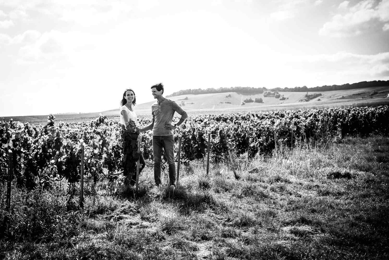 Champagne André Robert - Claire Robert and Jean-Baptiste Denizart in the vineyard